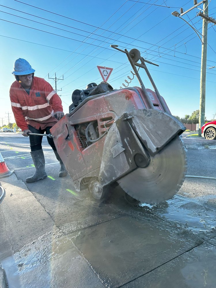 Road / Floor Sawing